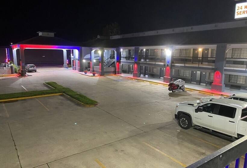 ホテル Texas Inn And Suites Raymondville