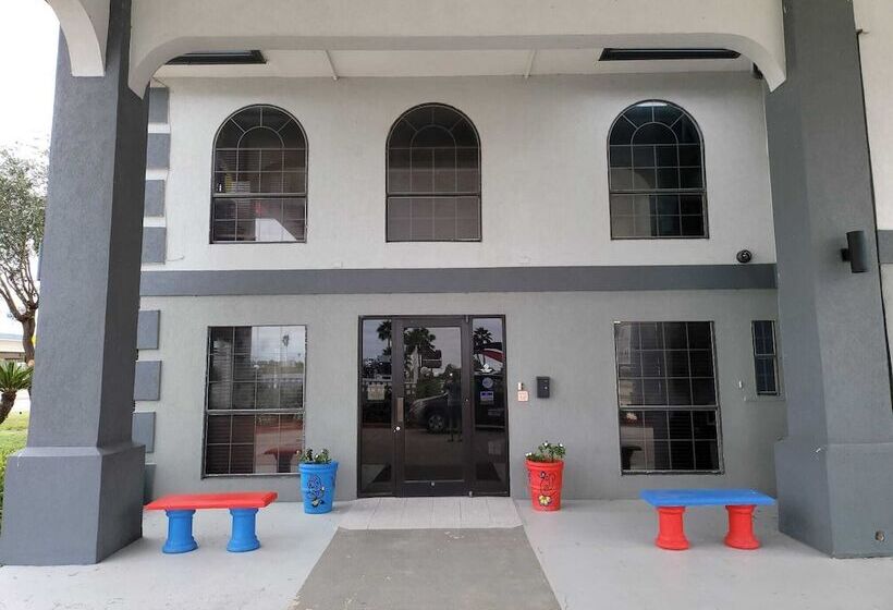 호텔 Texas Inn And Suites Raymondville