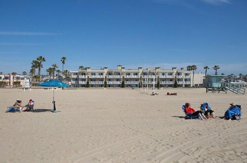 Beach House Hotel At Hermosa Beach