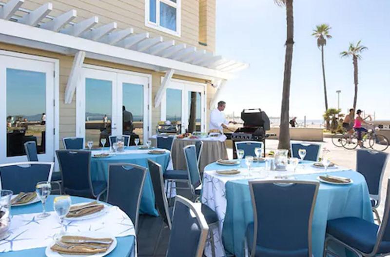 Beach House Hotel At Hermosa Beach