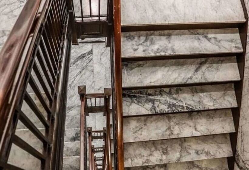 בית מלון כפרי The Benson Portland, Curio Collection By Hilton