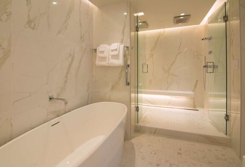 בית מלון כפרי The Benson Portland, Curio Collection By Hilton