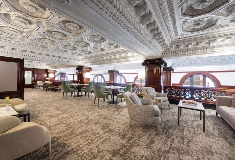 בית מלון כפרי The Benson Portland, Curio Collection By Hilton