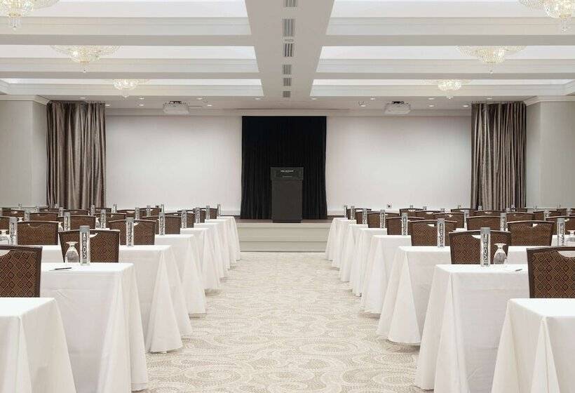 בית מלון כפרי The Benson Portland, Curio Collection By Hilton