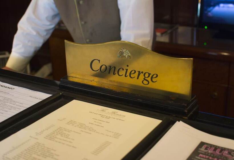 בית מלון כפרי The Benson Portland, Curio Collection By Hilton