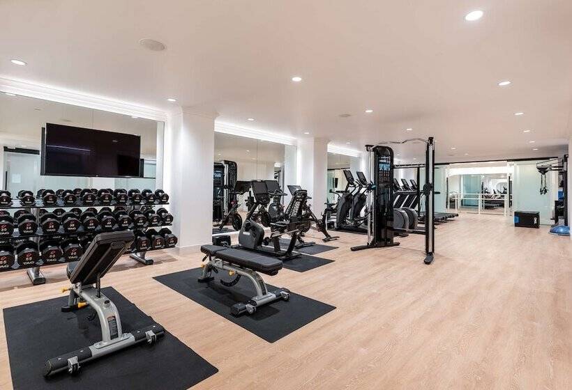 בית מלון כפרי The Benson Portland, Curio Collection By Hilton