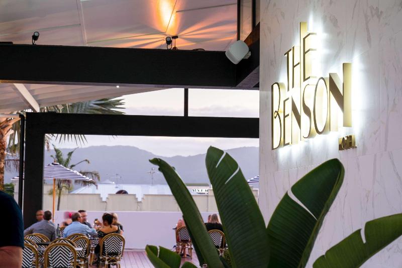 בית מלון כפרי The Benson Portland, Curio Collection By Hilton