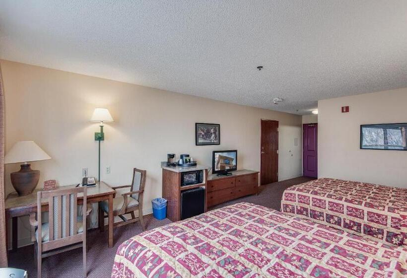 فندق Townsquare Place