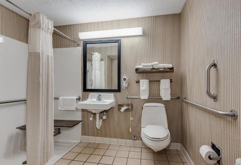 فندق Townsquare Place