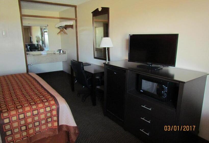 فندق Travelers Lodge Beatrice