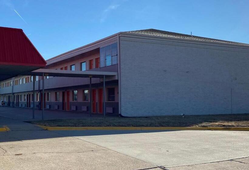 فندق Travelers Lodge Beatrice