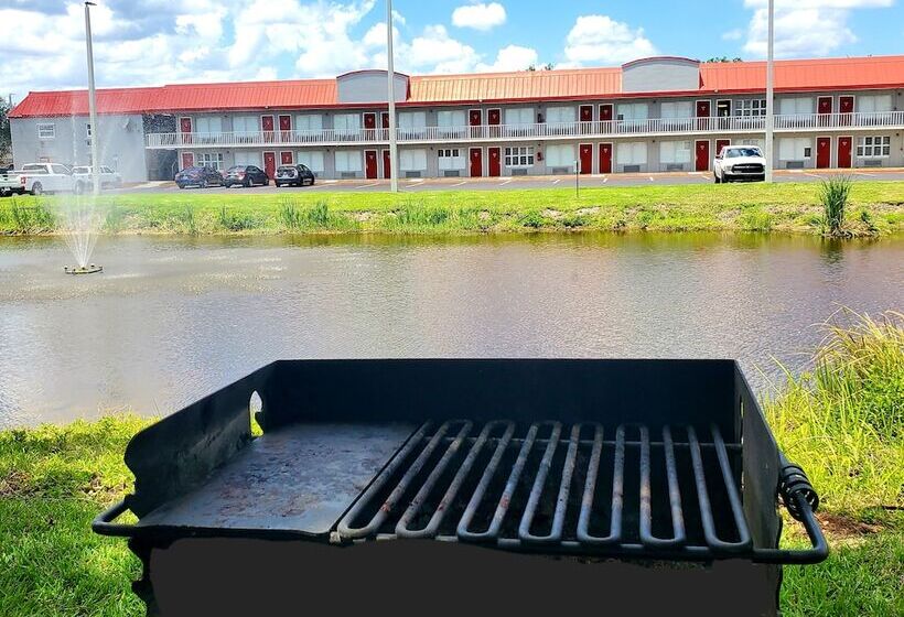 فندق Vero Beach Inn & Suites Vero Beach I 95