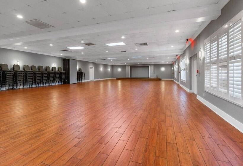 فندق Vero Beach Inn & Suites Vero Beach I 95