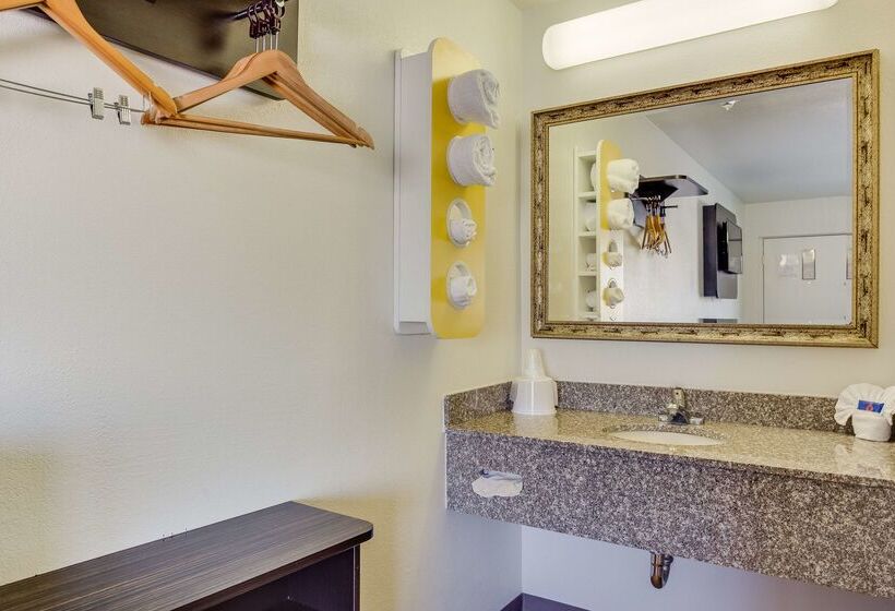 Motel 6el Paso, Tx  West