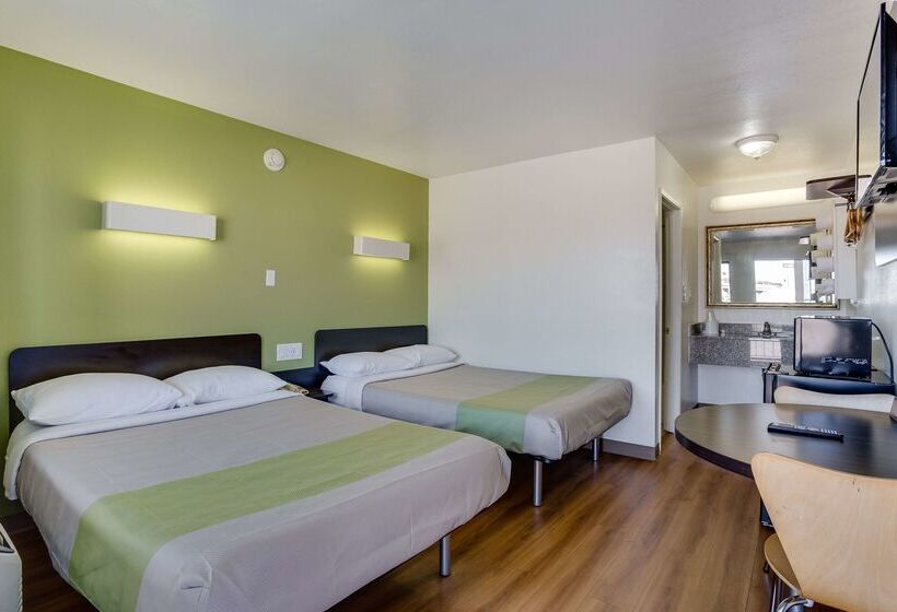 Motel 6el Paso, Tx  West