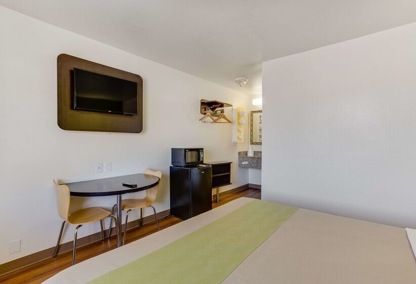 Motel 6el Paso, Tx  West