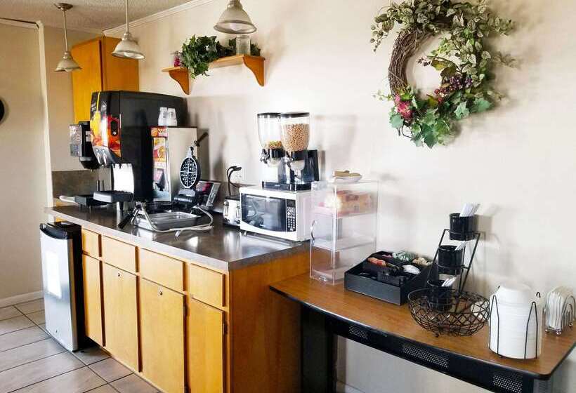 فندق على الطريق Americas Best Value Inn Belleville