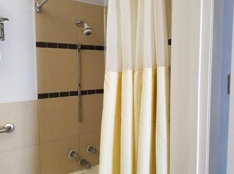 فندق على الطريق Americas Best Value Inn Belleville