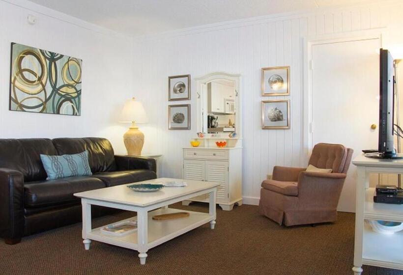 فندق على الطريق Beachcomber Resort