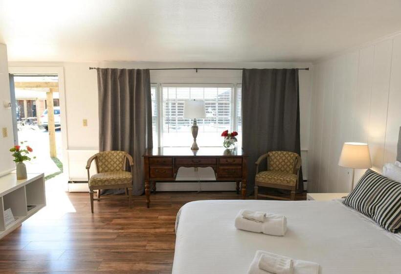 مُتل Cape Cod Veranda