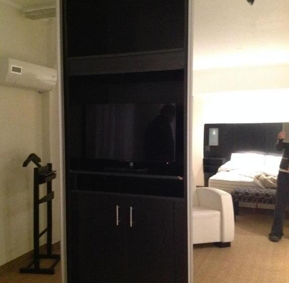 فندق Coll Oficial   Bragado Provincia De Bs As