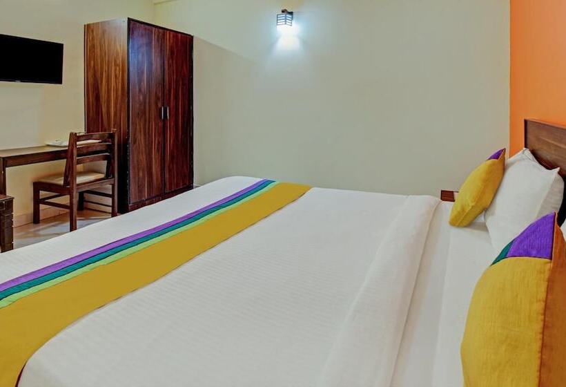 Itsy Hotels Royal Monarch