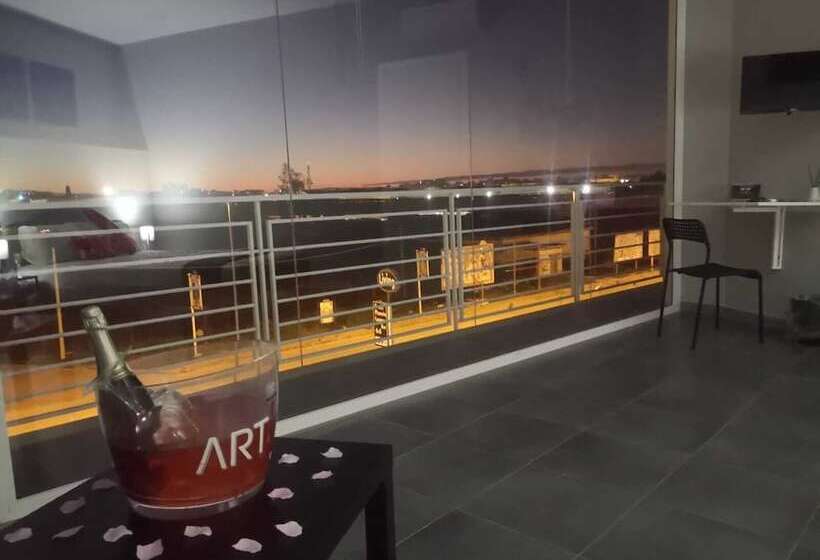 مبيت وإفطار B And B Living