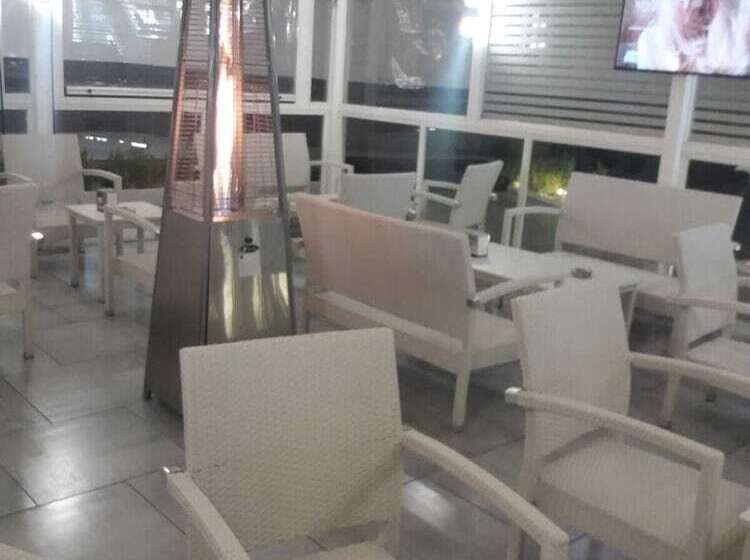 مبيت وإفطار B And B Living