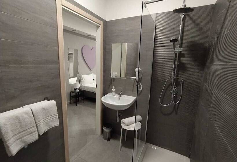 مبيت وإفطار B And B Living