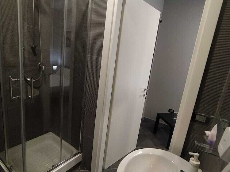 مبيت وإفطار B And B Living