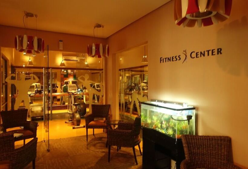 3br Unit At Bgc Forbeswood Parklane