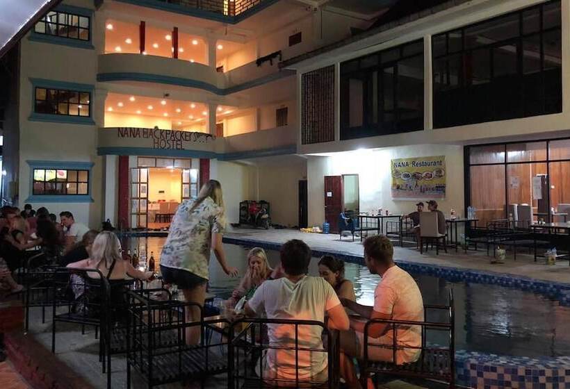 Nana Backpacker Hostel