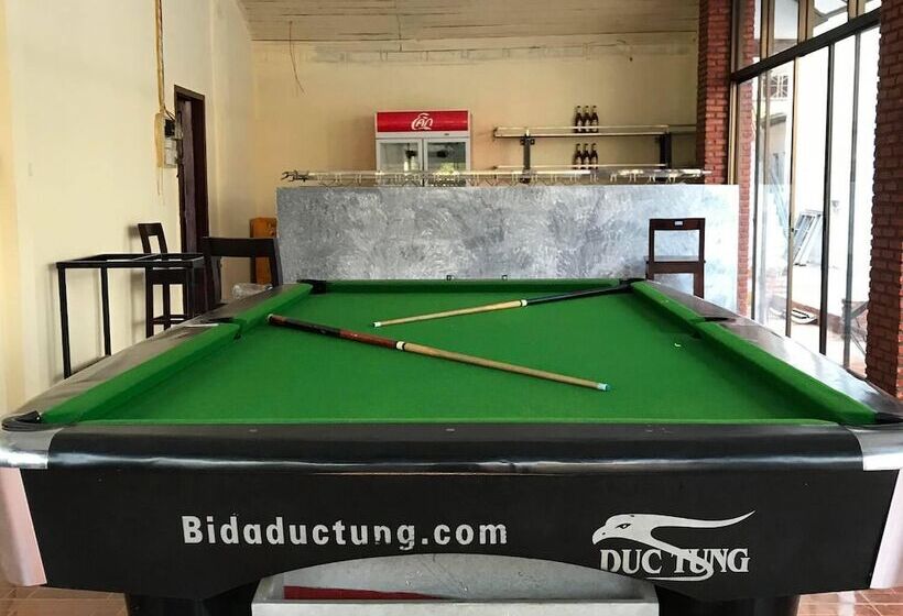 Nana Backpacker Hostel