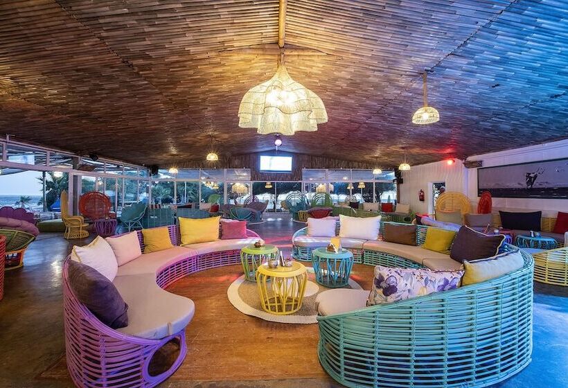 ホテル Dakhla Attitude