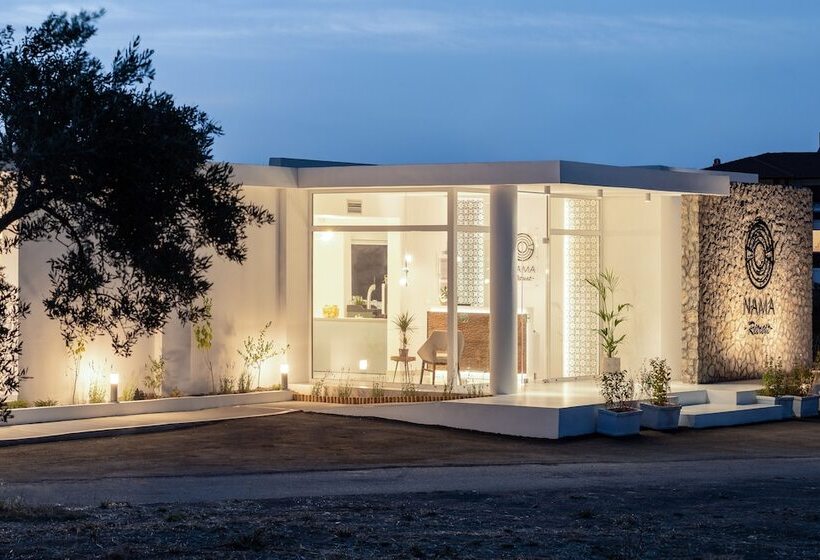 فندق Nama Retreat