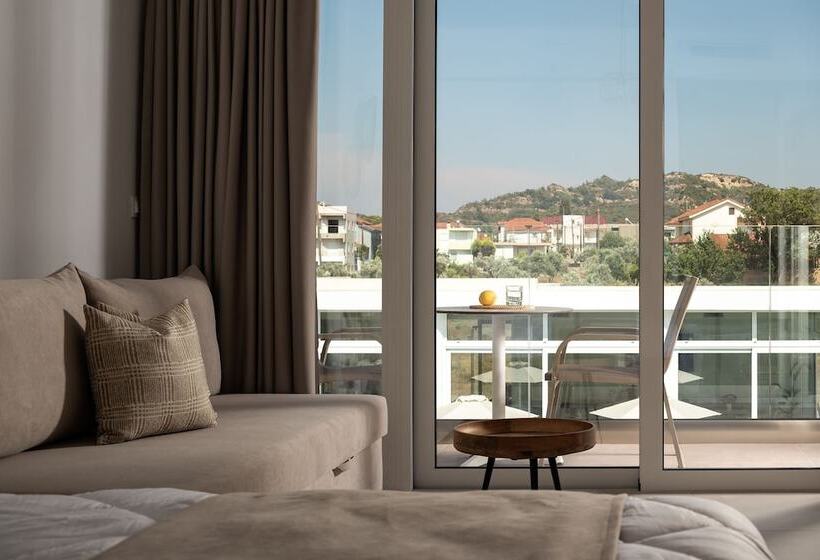 فندق Nama Retreat