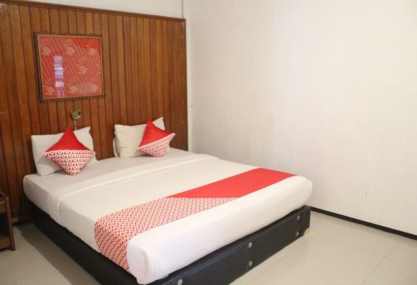 酒店 Oyo 1333 Wisata