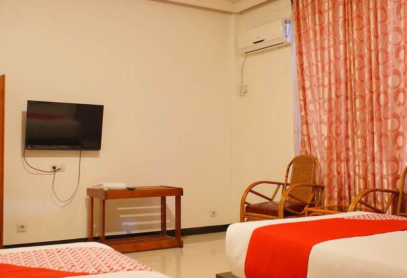 酒店 Oyo 1333 Wisata