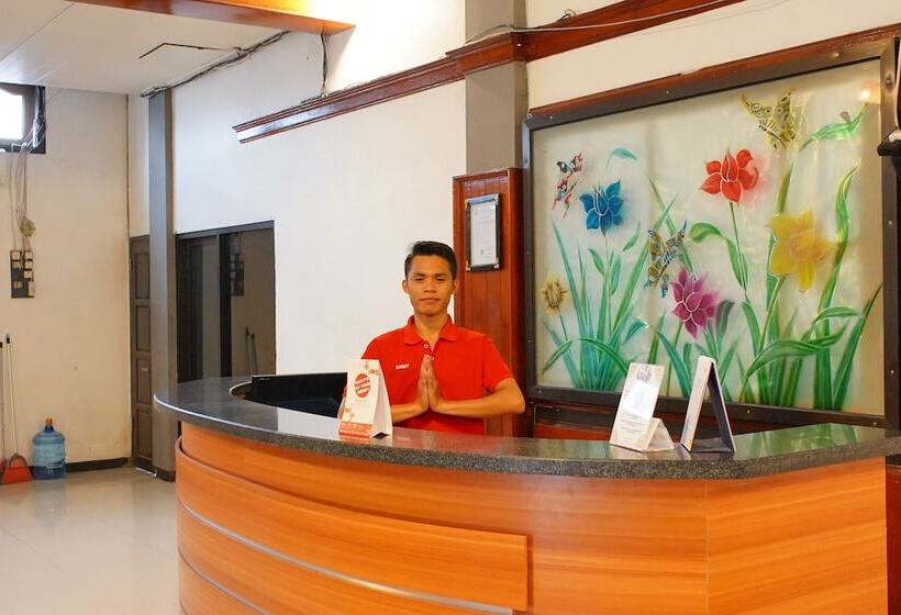 酒店 Oyo 1333 Wisata