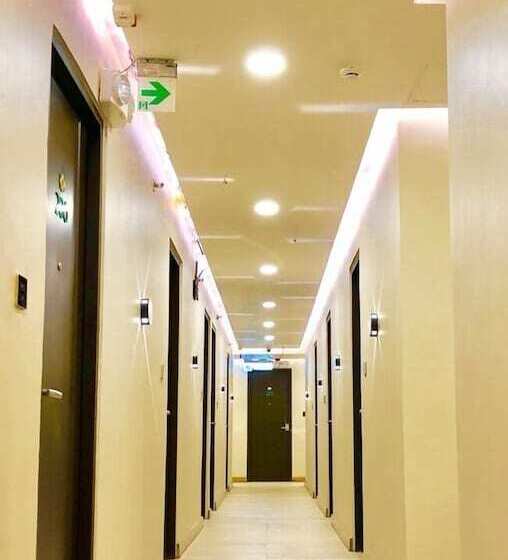 ホテル Two Seasons Executive Suites