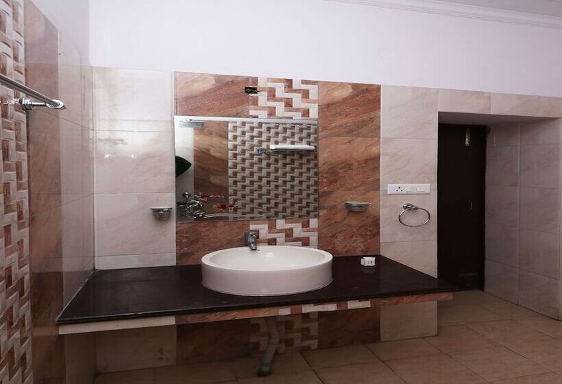 Mountain Glory Homestay By Oyo Rooms