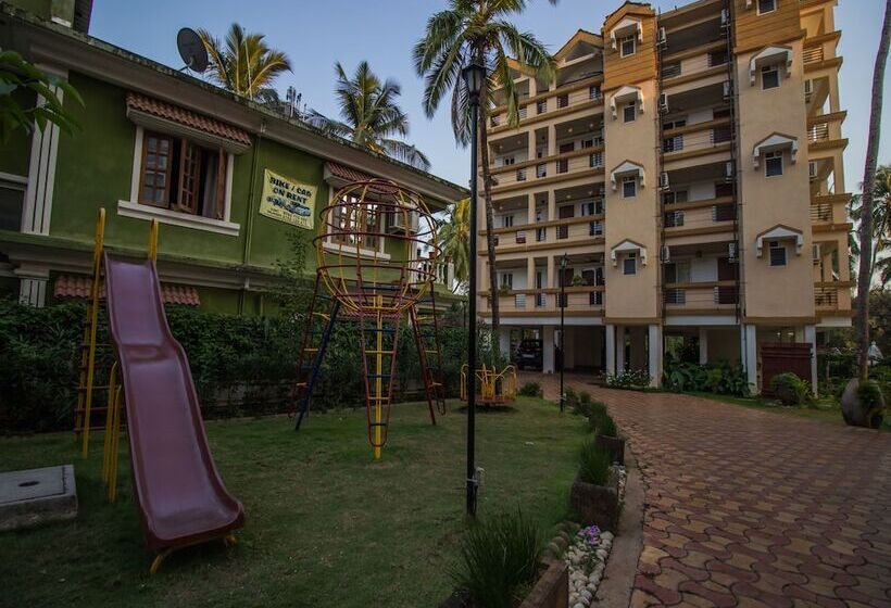 Oyo 12951 Home Pool View 1bhk Aprora