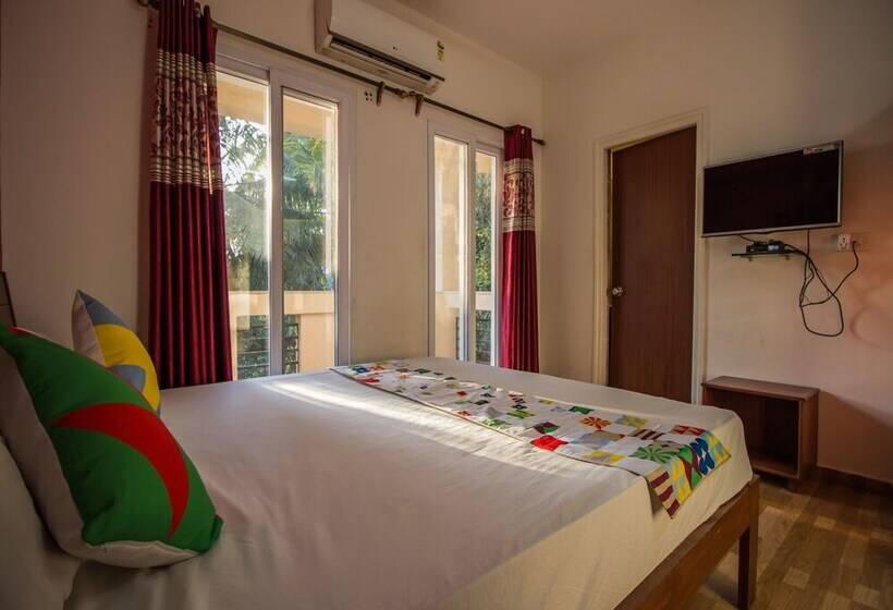 Oyo 12951 Home Pool View 1bhk Aprora