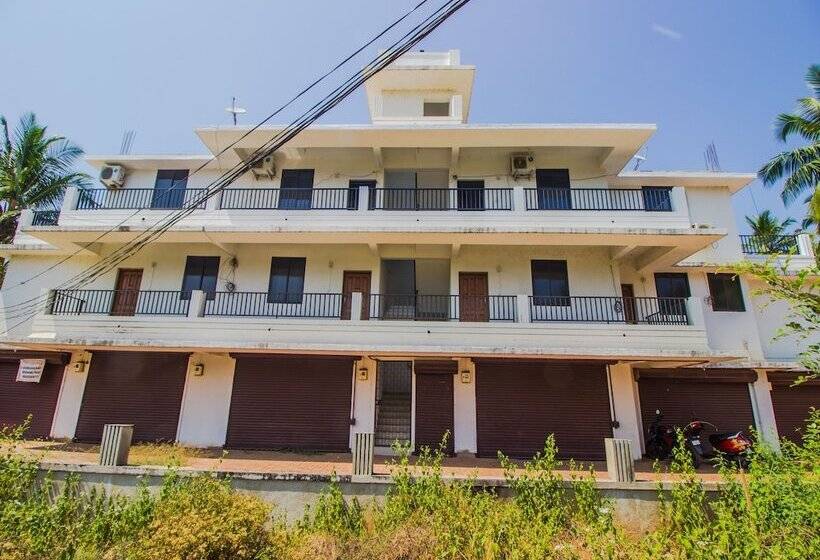 Oyo Home 12686 Spacious 2bhk