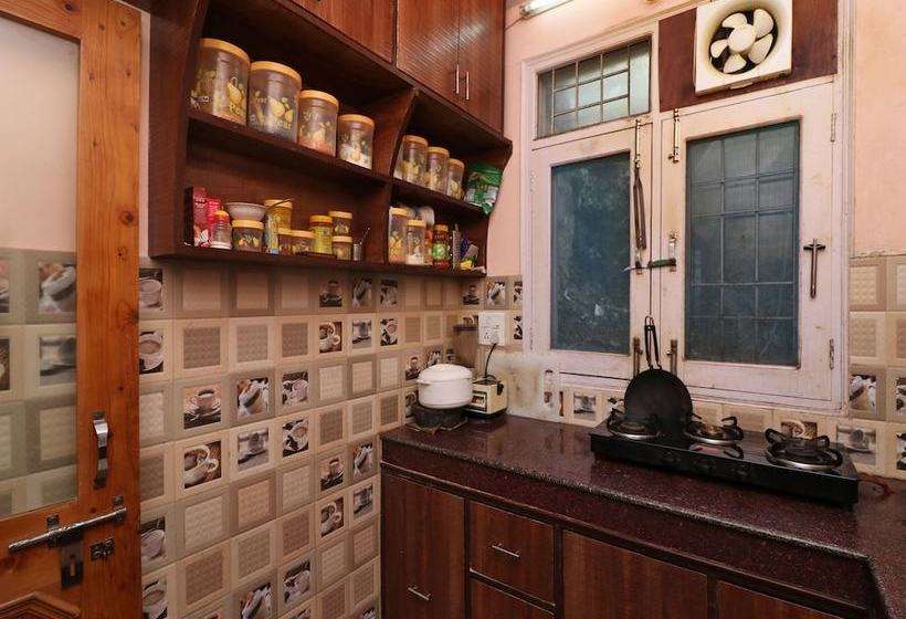 Oyo Home 13421 Cozy Hill View 2bhk