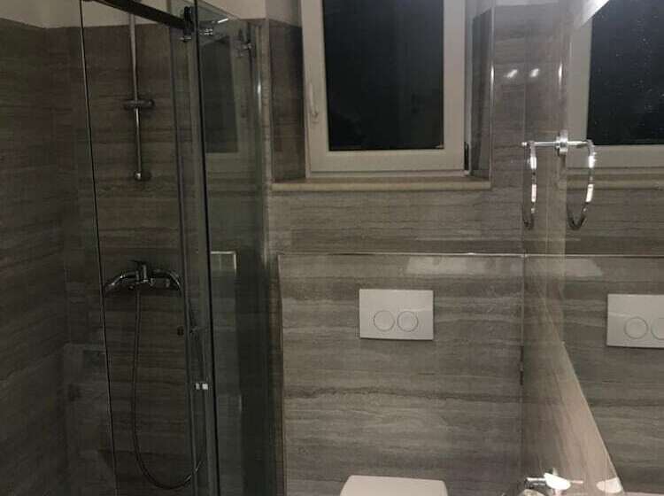 פנסיון Aida Apartments And Rooms