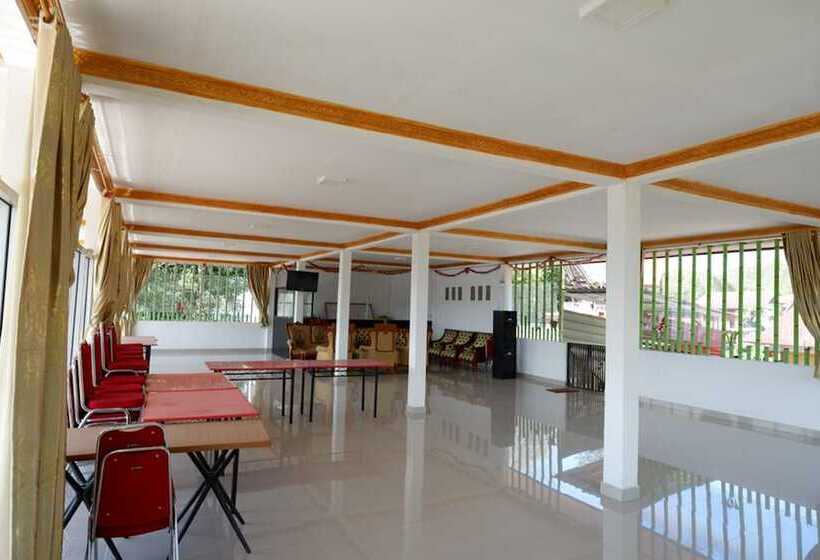 ペンション Reddoorz Near Bolu Toraja