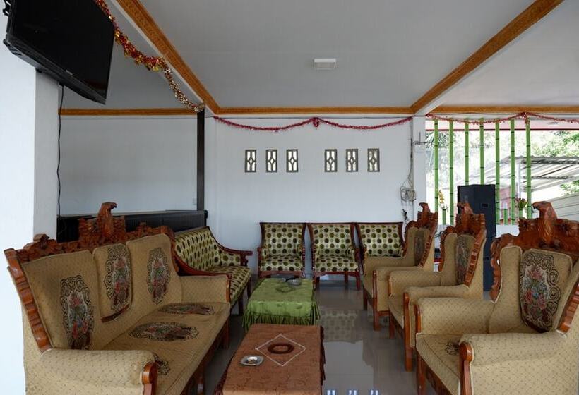 پانسیون Reddoorz Near Bolu Toraja