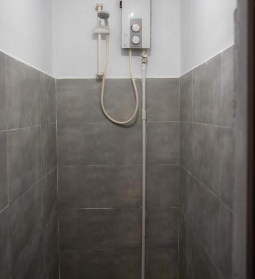 پانسیون Sacred Lotus   Vegan Café X Hostel