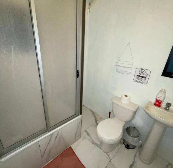 ユースホステル Pua Vaenga